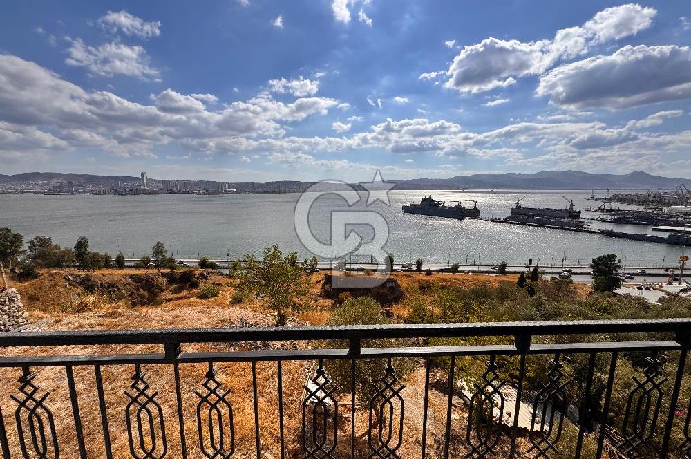 KARŞIYAKA NALDÖKEN‘DE LEBIDERYA DENIZ MANZARALI DAİRE