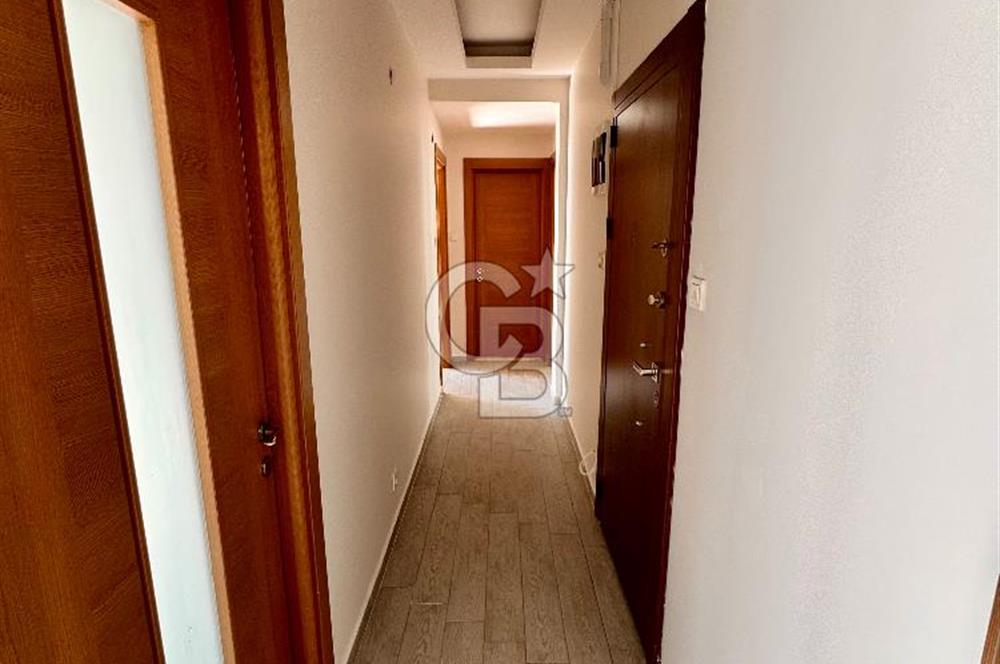 KARŞIYAKA NALDÖKEN‘DE LEBIDERYA DENIZ MANZARALI DAİRE
