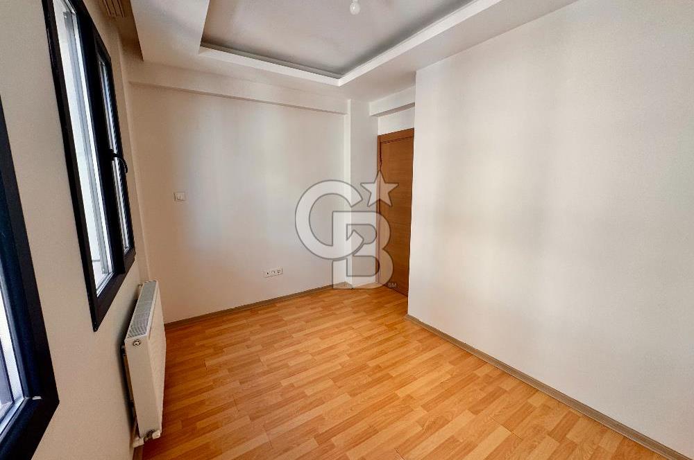 KARŞIYAKA NALDÖKEN‘DE LEBIDERYA DENIZ MANZARALI DAİRE