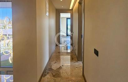 Urla Kuşçular 1.750 m² Arsa Payı İçinde Satılık 5+1 Lüks Villa