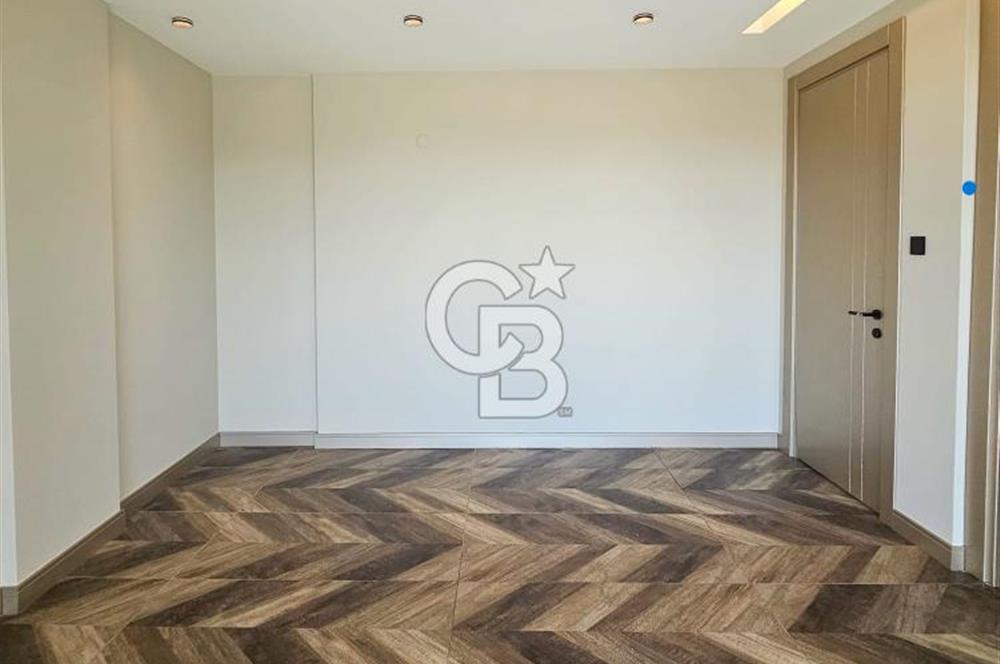 Urla Kuşçular 1.750 m² Arsa Payı İçinde Satılık 5+1 Lüks Villa