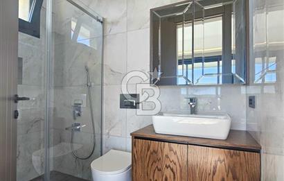Urla Kuşçular 1.750 m² Arsa Payı İçinde Satılık 5+1 Lüks Villa
