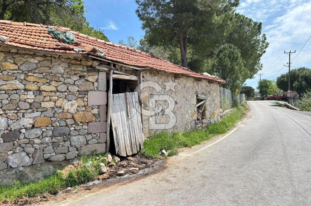 İzmir Bergama Kırcalar Ana Yol Üzerinde Satılık Müstakil Ev