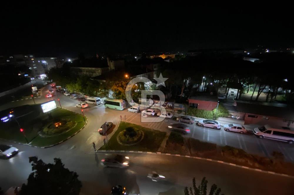 MANİSA ŞEHİTLER CADDESİ ÇİFT CEPHE TADİLATLI GENİŞ MANZARALI 3+1 SATILIK 