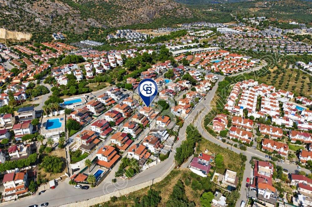 Coldwell Banker Güvencesiyle Merkezi Konumda Satılık 3+1 Villa