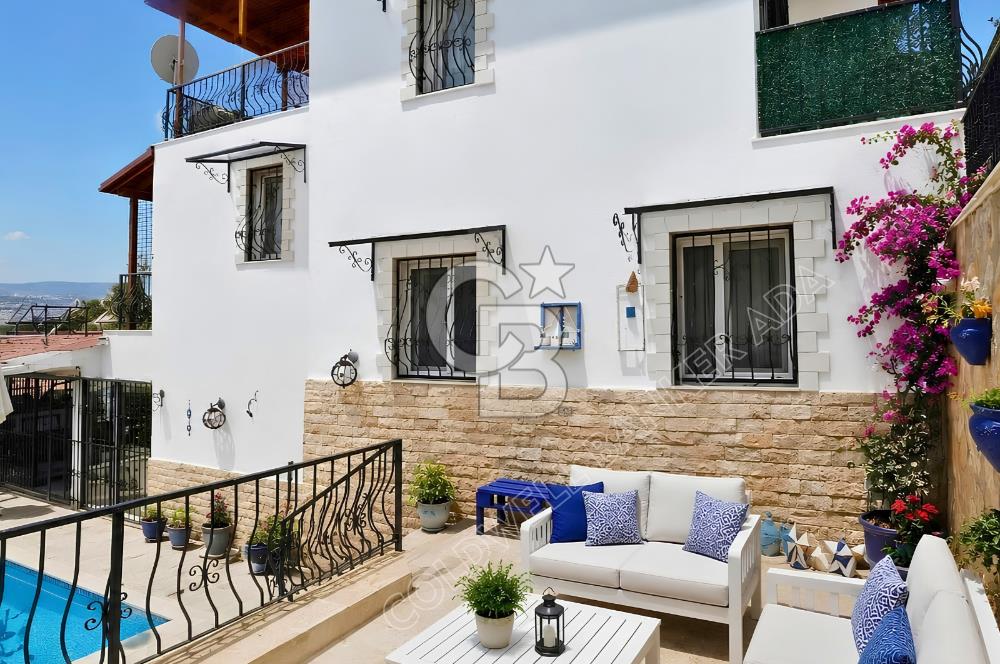 Coldwell Banker Güvencesiyle Merkezi Konumda Satılık 3+1 Villa
