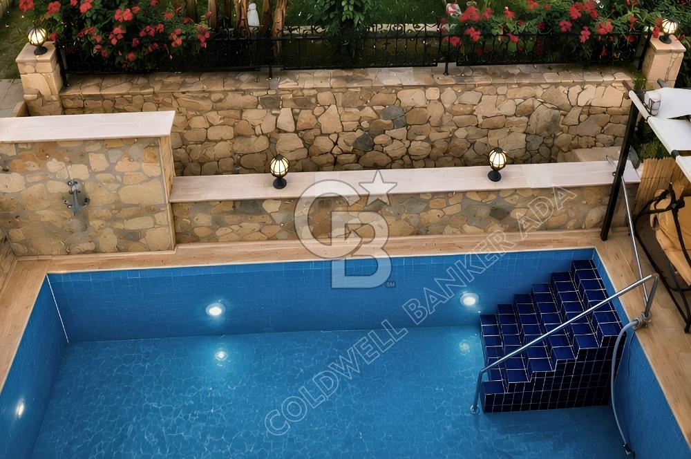 Coldwell Banker Güvencesiyle Merkezi Konumda Satılık 3+1 Villa