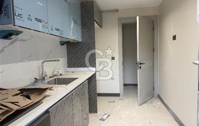YEŞİLPINAR METRO ÇIKIŞINDA EBEVEYN BANYOLU SIFIR 2+1