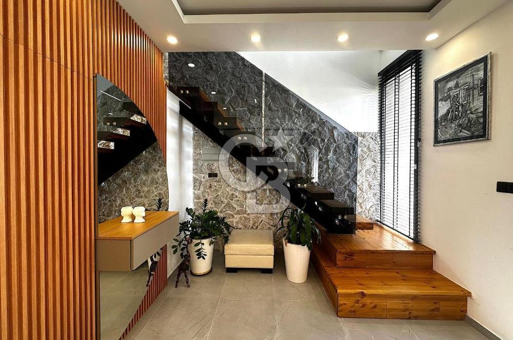 Ortaköy Bölgesinde Satılık 3+1 Lüks Villa !