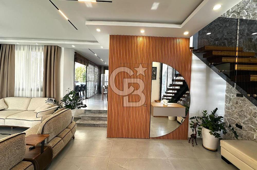 Ortaköy Bölgesinde Satılık 3+1 Lüks Villa !