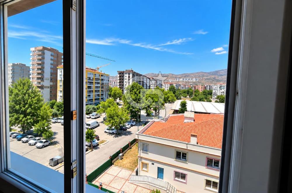 BAYRAKLI MANAVKUYU MERKEZİ KONUMDA SATILIK 3+1 DAİRE