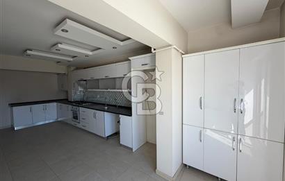 Karşıyaka Şemikler'de Geniş Teraslı, Dubleks 4+1 Kiralık Daire