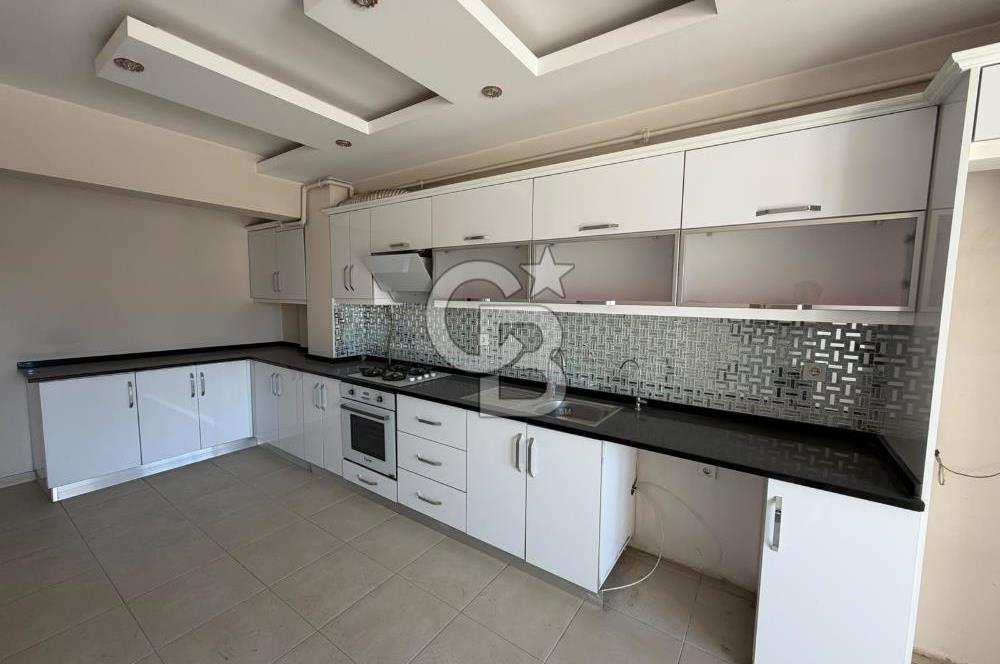 Karşıyaka Şemikler'de Geniş Teraslı, Dubleks 4+1 Kiralık Daire
