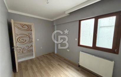 Karşıyaka Şemikler'de Geniş Teraslı, Dubleks 4+1 Kiralık Daire