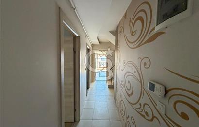 Karşıyaka Şemikler'de Geniş Teraslı, Dubleks 4+1 Kiralık Daire