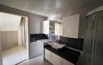 Karşıyaka Şemikler'de Geniş Teraslı, Dubleks 4+1 Kiralık Daire