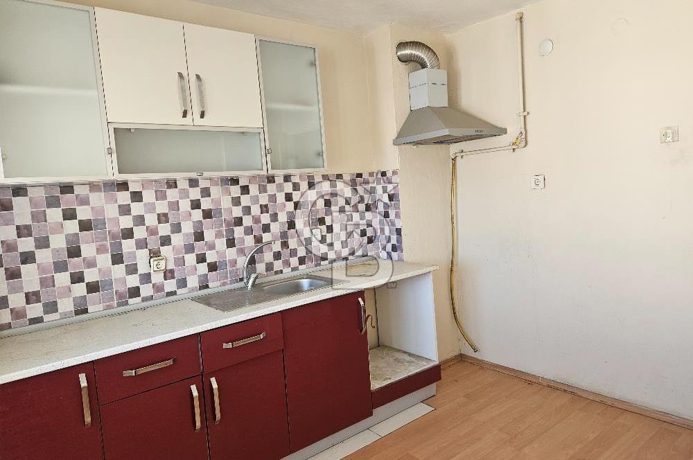 Bornova Özkanlar da 3+1 kiralık daire