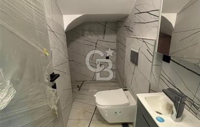 Güzelbahçe Yelki'de Merkezi Konumda Güneş Enerji Sistemli Kiralık 4+1 Villa