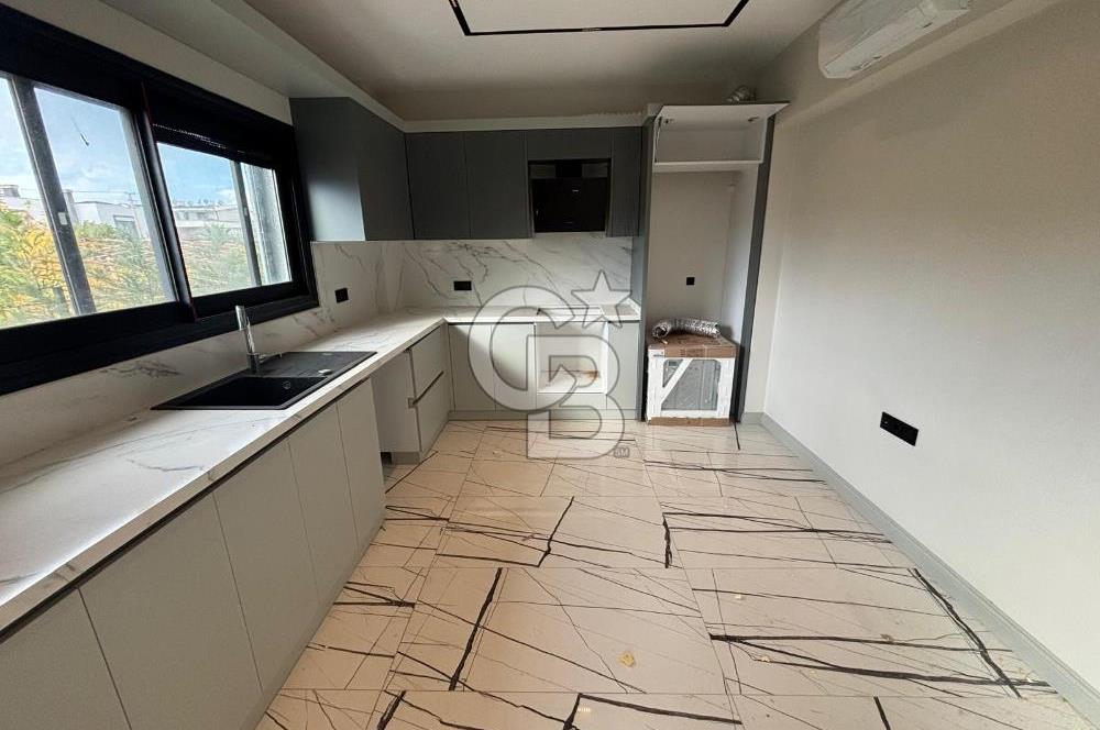Güzelbahçe Yelki'de Merkezi Konumda Güneş Enerji Sistemli Kiralık 4+1 Villa