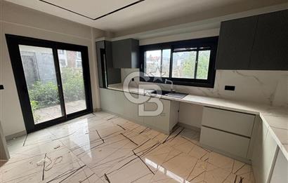 Güzelbahçe Yelki'de Merkezi Konumda Güneş Enerji Sistemli Kiralık 4+1 Villa