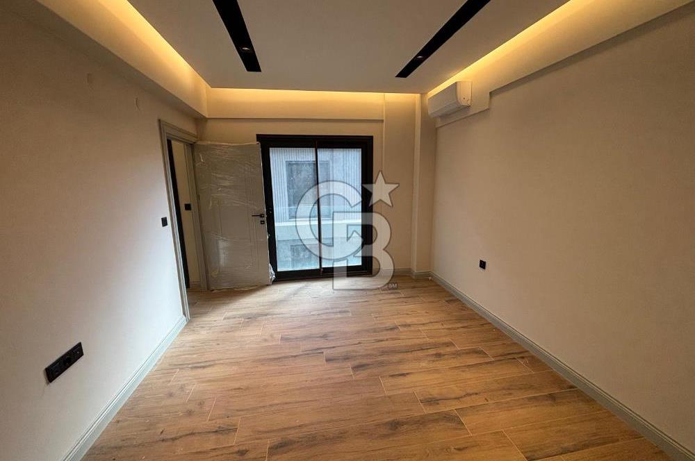 Güzelbahçe Yelki'de Merkezi Konumda Güneş Enerji Sistemli Kiralık 4+1 Villa