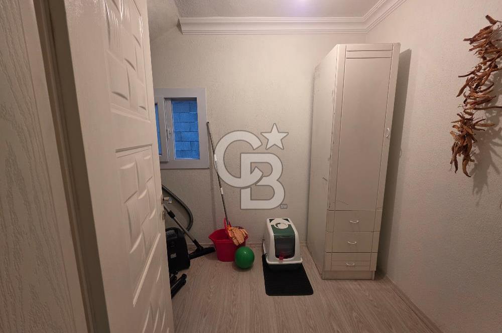 Kuşadası Davutlar Merkezde Satılık 5+1 Çatı Dubleks