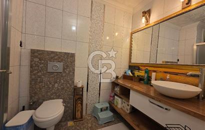 Kuşadası Davutlar Merkezde Satılık 5+1 Çatı Dubleks