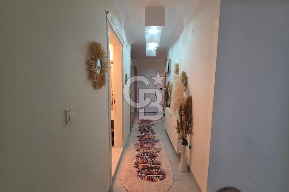 Kuşadası Davutlar Merkezde Satılık 5+1 Çatı Dubleks