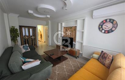 Kuşadası Davutlar Merkezde Satılık 5+1 Çatı Dubleks