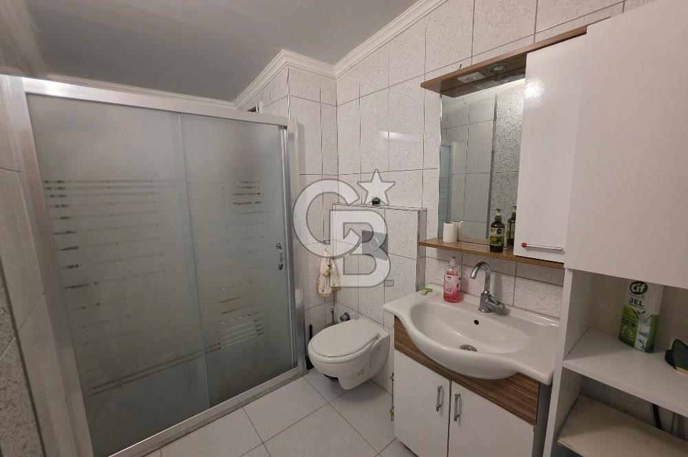 Kuşadası Davutlar Merkezde Satılık 5+1 Çatı Dubleks