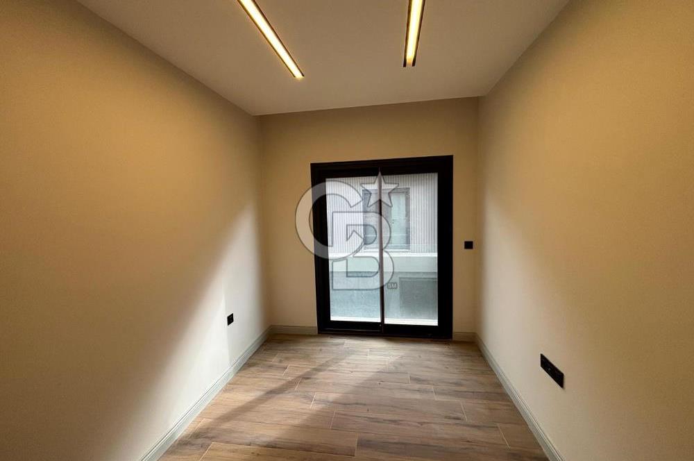 Güzelbahçe Yelki'de Merkezi Konumda Güneş Enerji Sistemli Kiralık 4+1 Villa