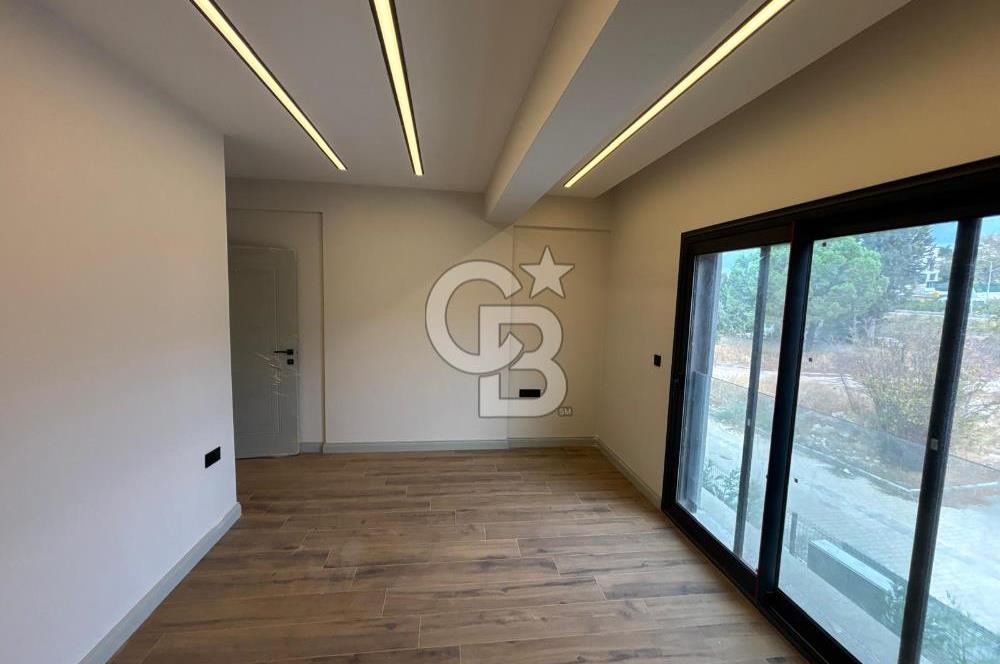 Güzelbahçe Yelki'de Merkezi Konumda Güneş Enerji Sistemli Kiralık 4+1 Villa