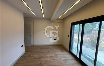 Güzelbahçe Yelki'de Merkezi Konumda Güneş Enerji Sistemli Kiralık 4+1 Villa