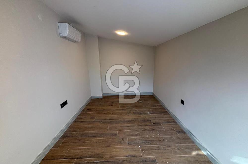 Güzelbahçe Yelki'de Merkezi Konumda Güneş Enerji Sistemli Kiralık 4+1 Villa