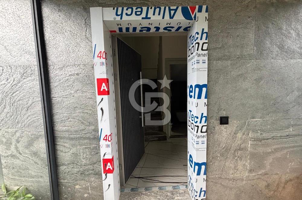 Güzelbahçe Yelki'de Merkezi Konumda Güneş Enerji Sistemli Kiralık 4+1 Villa