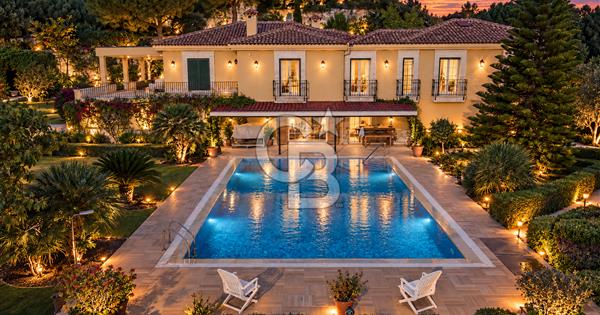 ÇEŞME FAHRETTİN PAŞA'DA 3.771 M² ARAZİDE, ÖZEL PEYZAJLI 6+1 VİLLA - 377086
