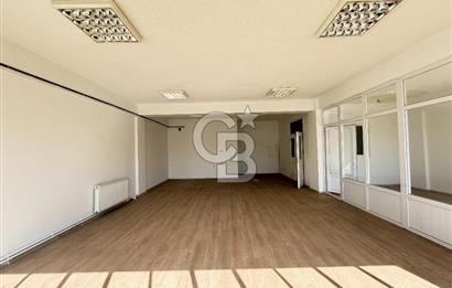 CADDEYE YAKIN YAPILI VE 380 V. SANAYİ ELKTRİKLİ 375 M2 KAPALI ALANLI KİRALIK İŞYERİ