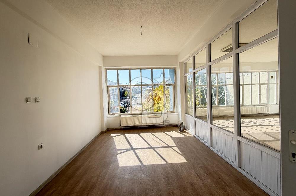 CADDEYE YAKIN YAPILI VE 380 V. SANAYİ ELKTRİKLİ 375 M2 KAPALI ALANLI KİRALIK İŞYERİ
