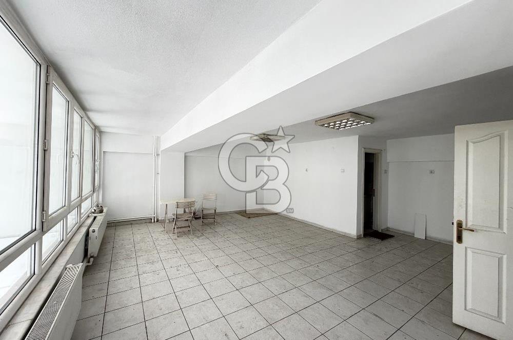 CADDEYE YAKIN YAPILI VE 380 V. SANAYİ ELKTRİKLİ 375 M2 KAPALI ALANLI KİRALIK İŞYERİ
