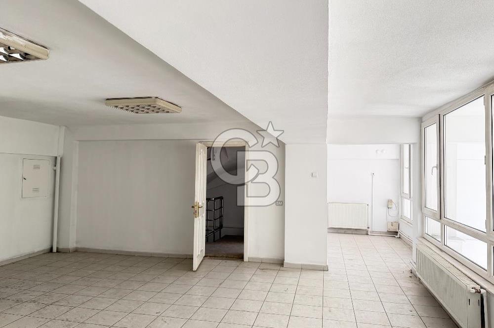 CADDEYE YAKIN YAPILI VE 380 V. SANAYİ ELKTRİKLİ 375 M2 KAPALI ALANLI KİRALIK İŞYERİ