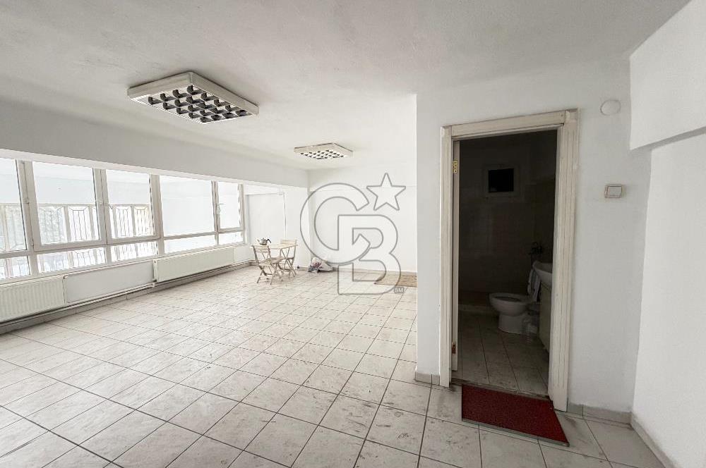 CADDEYE YAKIN YAPILI VE 380 V. SANAYİ ELKTRİKLİ 375 M2 KAPALI ALANLI KİRALIK İŞYERİ
