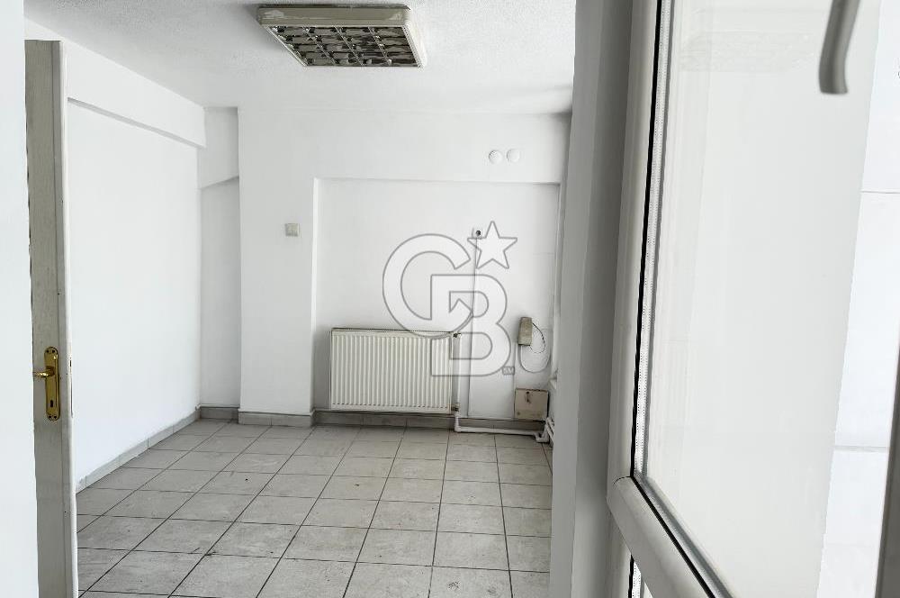 CADDEYE YAKIN YAPILI VE 380 V. SANAYİ ELKTRİKLİ 375 M2 KAPALI ALANLI KİRALIK İŞYERİ