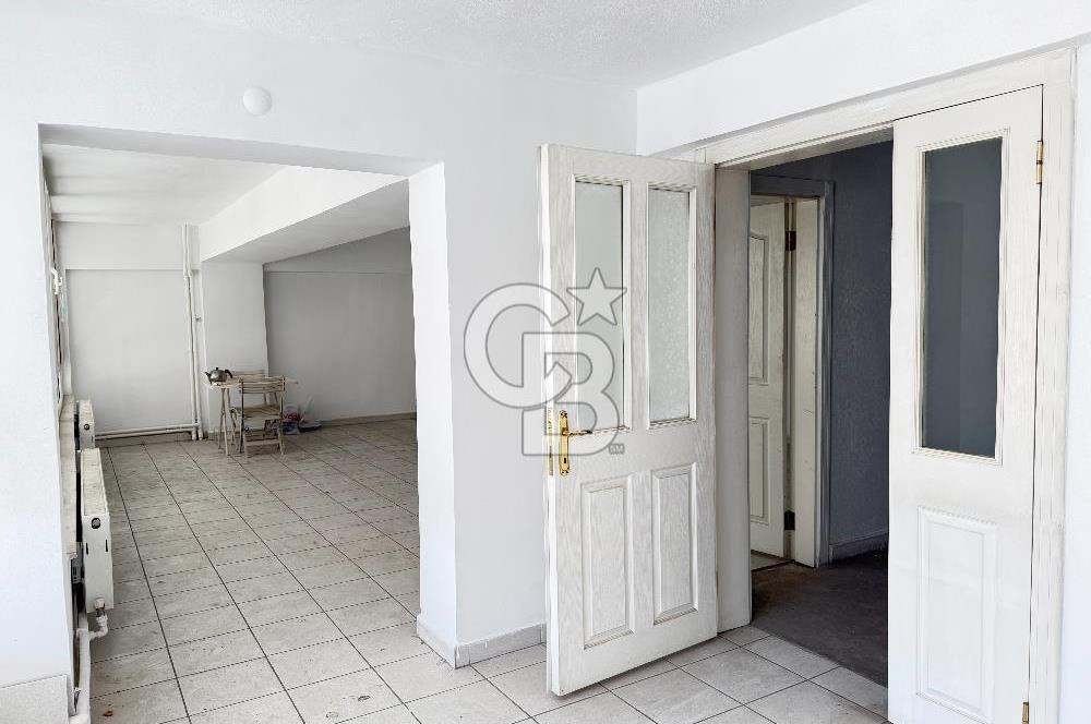 CADDEYE YAKIN YAPILI VE 380 V. SANAYİ ELKTRİKLİ 375 M2 KAPALI ALANLI KİRALIK İŞYERİ