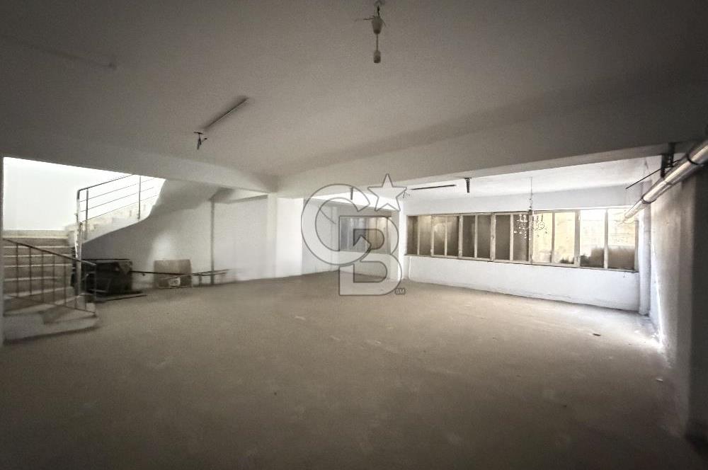 CADDEYE YAKIN YAPILI VE 380 V. SANAYİ ELKTRİKLİ 375 M2 KAPALI ALANLI KİRALIK İŞYERİ