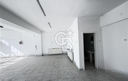 CADDEYE YAKIN YAPILI VE 380 V. SANAYİ ELKTRİKLİ 375 M2 KAPALI ALANLI KİRALIK İŞYERİ
