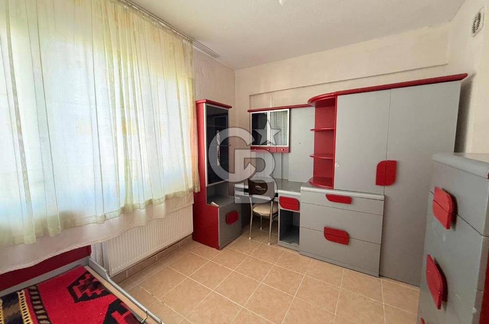 Bornova inönü mahallesi 2+1 dogalgazlı eşyalı kiralık daire