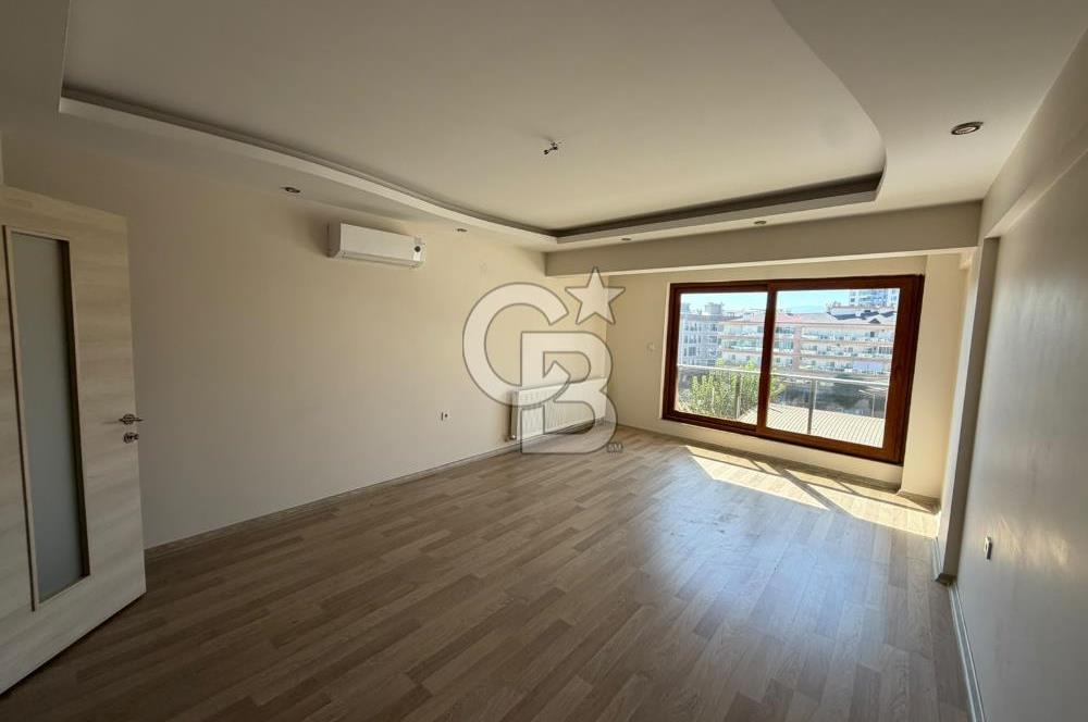 Karşıyaka Şemikler'de Geniş Teraslı, Dubleks 4+1 Kiralık Daire