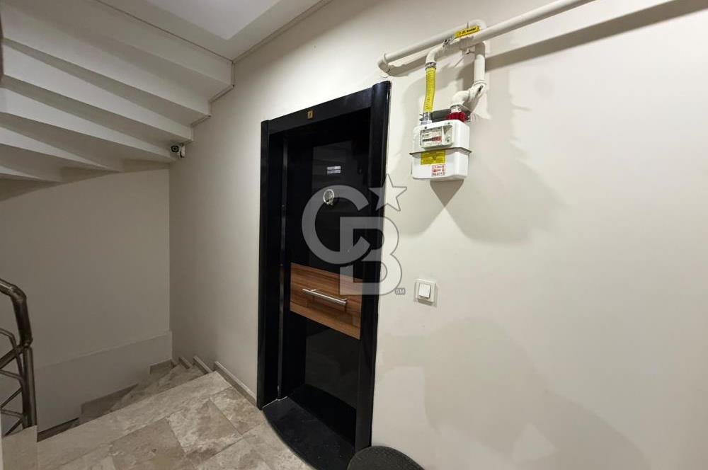 Karşıyaka Şemikler'de Geniş Teraslı, Dubleks 4+1 Kiralık Daire