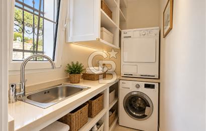 ÇEŞME FAHRETTİN PAŞA'DA 3.771 M² ARAZİDE, ÖZEL PEYZAJLI 6+1 VİLLA