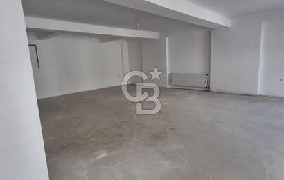 ÇEKMEKÖY MERKEZ DE SATILIK KOMPLE İŞ MERKEZİ KATLARI